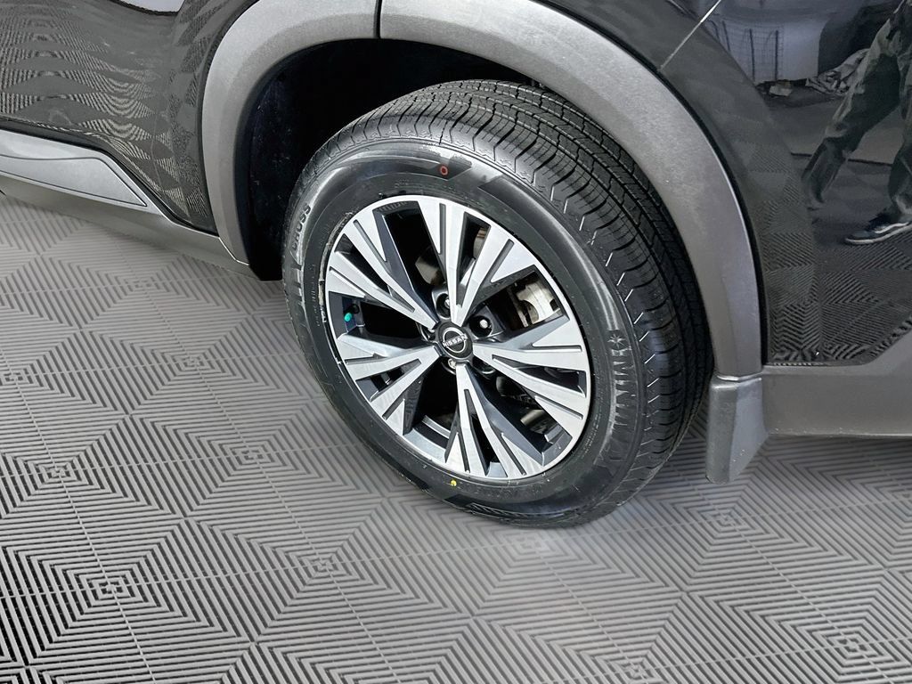 Certified 2023 Nissan Rogue SV w/ SV Premium B Package AWD/4WD image 41