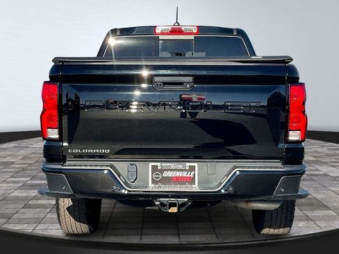Used 2024 Chevrolet Colorado Z71 w/ Z71 Convenience Package 2 image 4