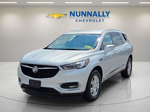 Used 2019 Buick Enclave Essence FWD image 1