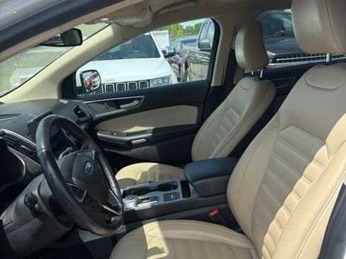 Used 2021 Ford Edge SEL w/ Convenience Package AWD/4WD image 7