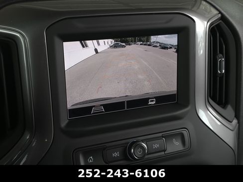 Used 2023 Chevrolet Silverado 1500 Custom AWD/4WD image 19