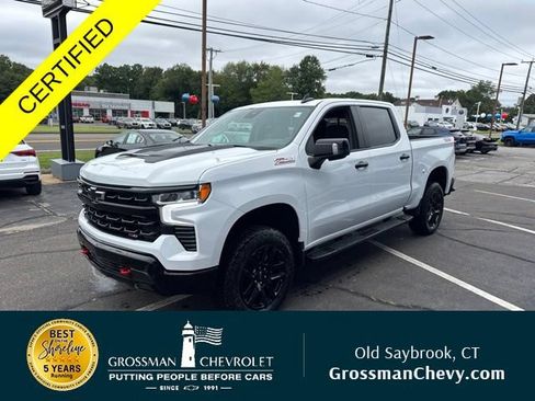 Used 2026 Chevrolet Silverado 1500 LT Trail Boss w/ LT Trail Boss Premium Package AWD/4WD image 5