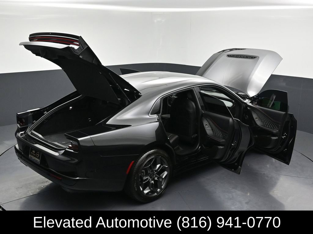 Used 2026 Dodge Charger R/T w/ Driver Convenience Group AWD/4WD image 33