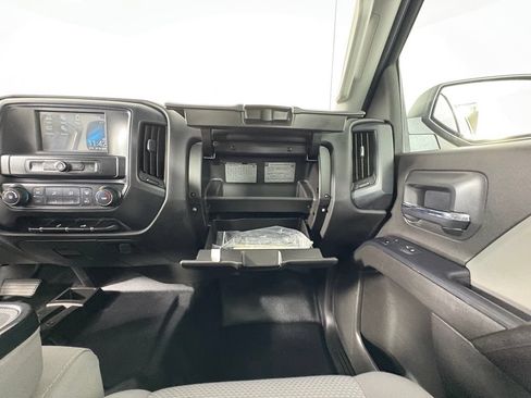 Used 2017 Chevrolet Silverado 1500 W/T AWD/4WD image 25