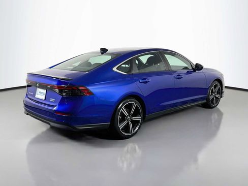 Used 2024 Honda Accord Sport image 40