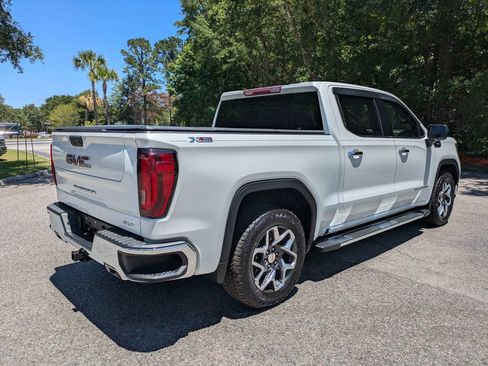 Used 2023 GMC Sierra 1500 SLT w/ SLT Premium Package AWD/4WD image 3