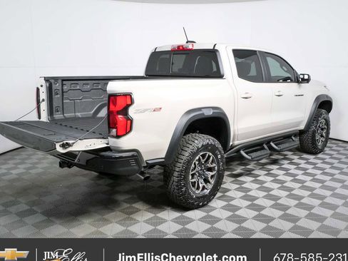New 2026 Chevrolet Colorado ZR2 w/ Technology Package AWD/4WD image 24