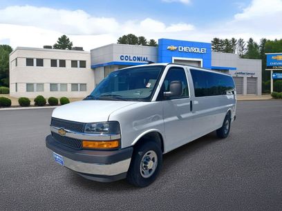 Used 2025 Chevrolet Express 3500 LT w/ LT Preferred Equipment Group
