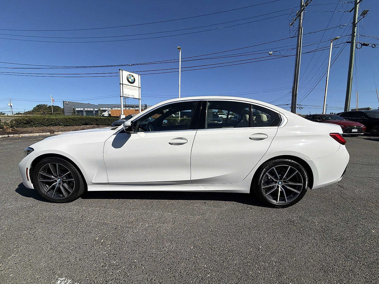 Used 2020 BMW 330i Sedan w/ Convenience Package RWD image 11