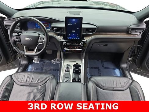 Used 2021 Ford Explorer Platinum w/ Equipment Group 601A image 9