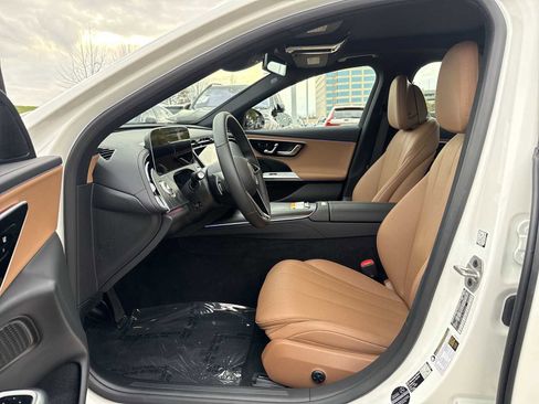 Used 2026 Mercedes-Benz E 350 Sedan image 2