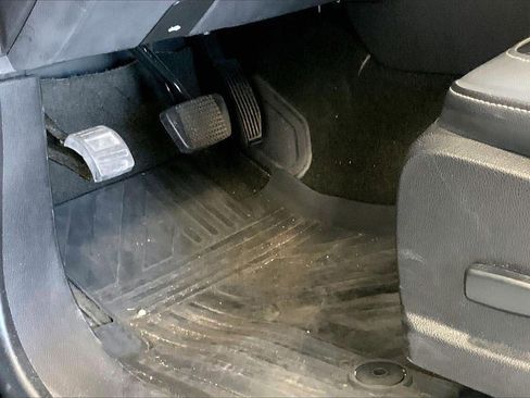 Used 2016 Chevrolet Colorado Z71 image 22