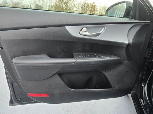 Certified 2024 Kia Forte LXS image 23