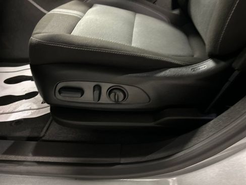 Used 2023 Chevrolet Blazer LT w/ Convenience Package FWD image 13