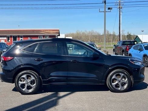 Used 2023 Ford Escape ST-Line AWD/4WD image 5