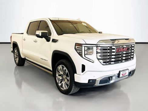 Used 2024 GMC Sierra 1500 Denali w/ Denali Reserve Package RWD image 3