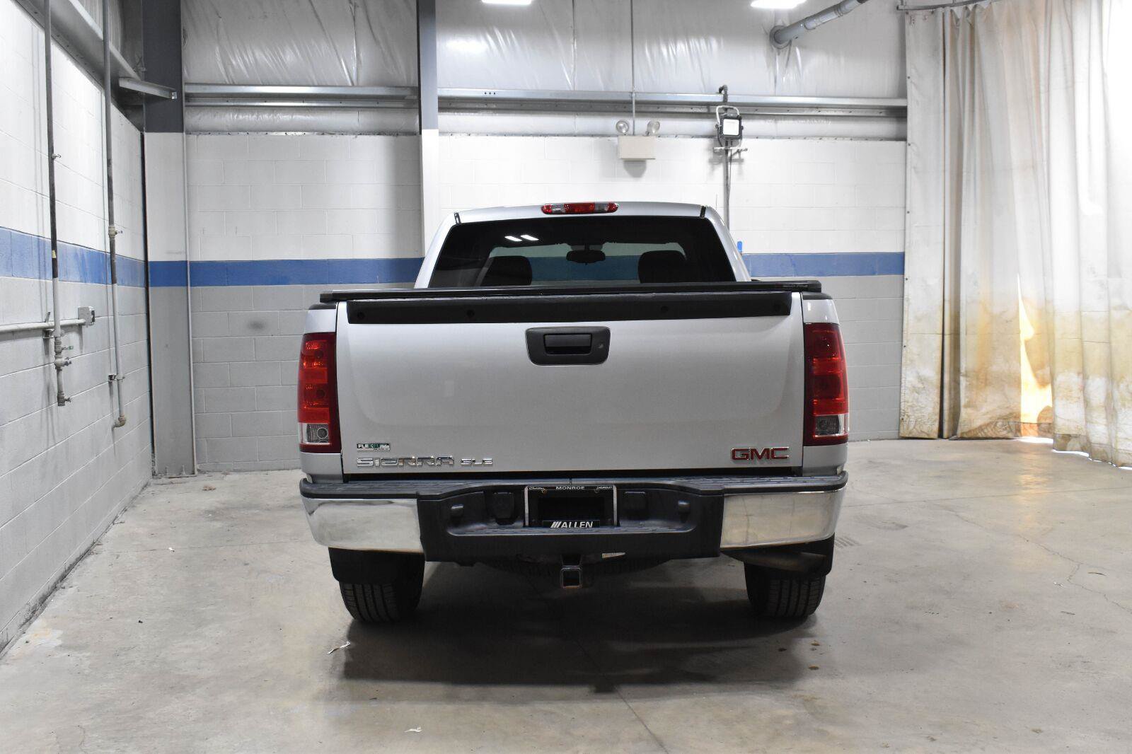 Used 2012 GMC Sierra 1500 SLE AWD/4WD image 17