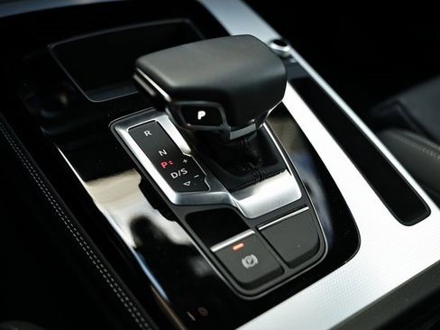 Used 2025 Audi Q5 2.0T Premium Plus w/ Premium Plus Package image 41