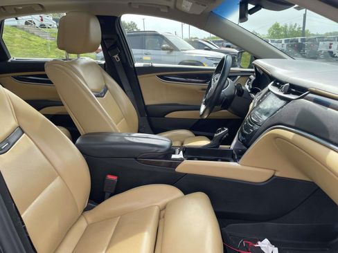 Used 2013 Cadillac XTS Premium image 12