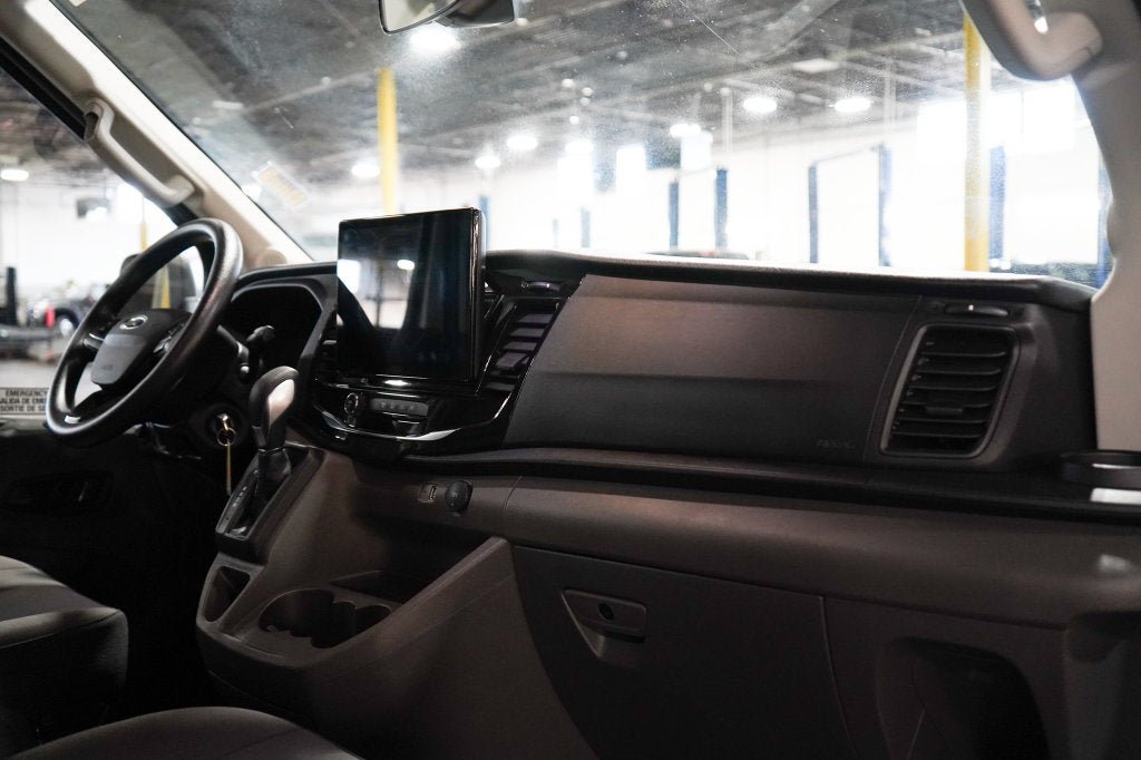 Used 2024 Ford Transit 350 XLT RWD image 21