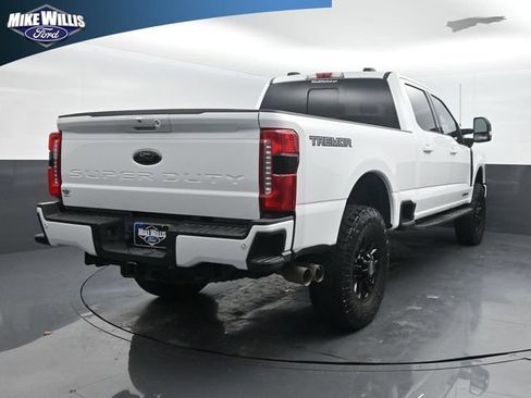 Used 2023 Ford F250 XLT w/ Black Appearance Package AWD/4WD image 7