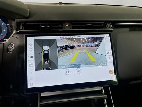 Used 2025 Land Rover Range Rover Velar S image 17