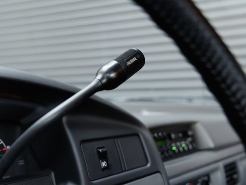 Used 1993 Ford F150 Lightning RWD image 24