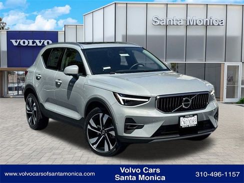 New 2024 Volvo XC40 B5 Ultimate w/ Climate Package image 1