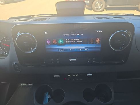 New 2025 Mercedes-Benz Sprinter 2500 image 18