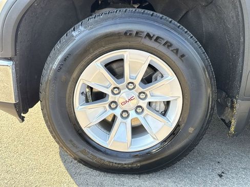 Used 2019 GMC Sierra 1500 SLE w/ SLE Value Package image 11
