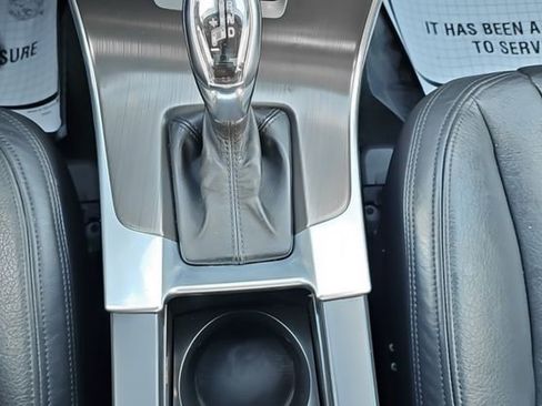 Used 2013 Volvo S60 T5 image 28