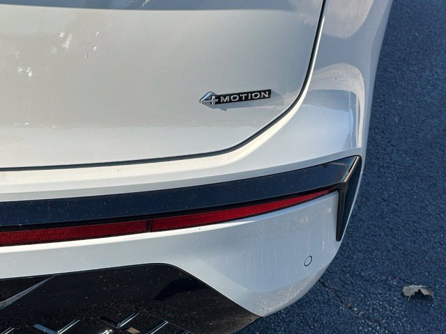 New 2027 Volkswagen Atlas SEL R-Line AWD/4WD image 13