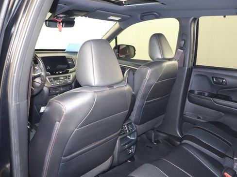 Certified 2022 Honda Passport TrailSport image 50