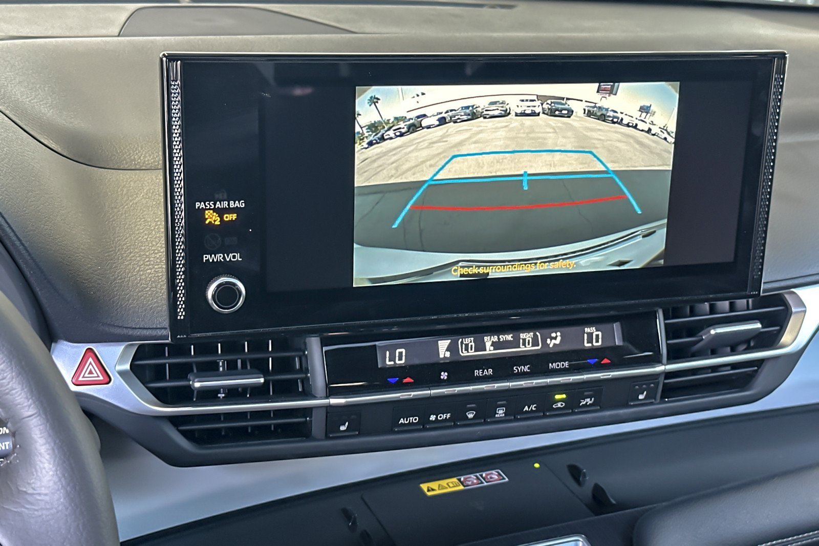 Certified 2026 Toyota Sienna XLE FWD image 20