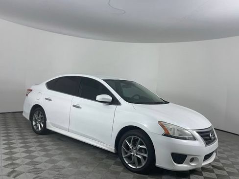 Used 2014 Nissan Sentra SR FWD image 3