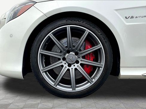 Used 2015 Mercedes-Benz E 63 AMG S-Model image 33