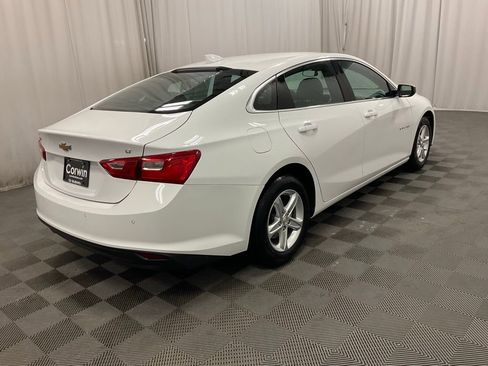 Used 2024 Chevrolet Malibu LT image 2