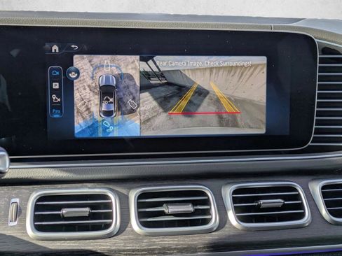 New 2026 Mercedes-Benz GLE 450 4MATIC Coupe image 18