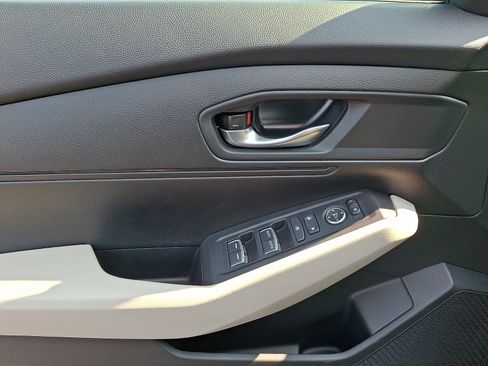 Certified 2023 Honda Accord LX image 12