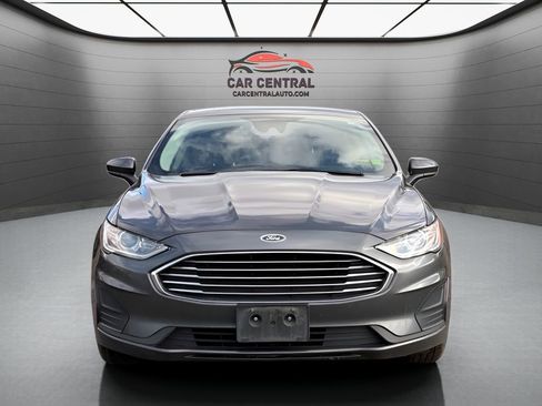 Used 2020 Ford Fusion SE image 8