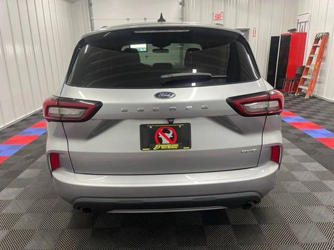 Used 2024 Ford Escape ST-Line AWD/4WD image 4