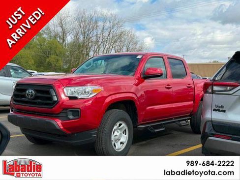 Certified 2023 Toyota Tacoma SR AWD/4WD image 1
