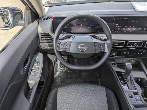 New 2026 Nissan Sentra SV w/ Floor Mat Package FWD image 15