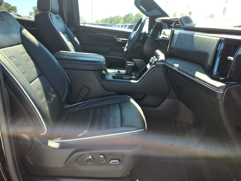 Used 2025 GMC Sierra 1500 AT4X AWD/4WD image 12