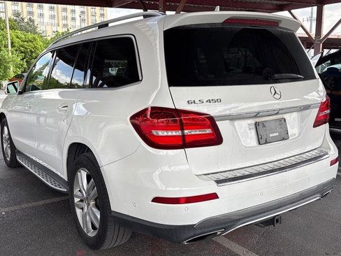 Used 2018 Mercedes-Benz GLS 450 4MATIC image 2