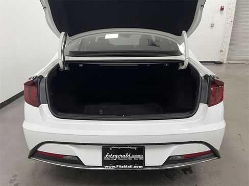 Used 2023 Hyundai Sonata SE image 13