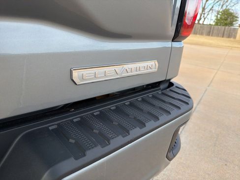 Used 2025 GMC Sierra 1500 Elevation image 19