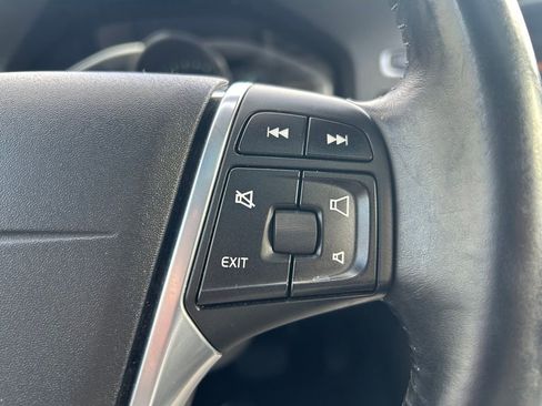 Used 2015 Volvo S60 T5 Premier image 12
