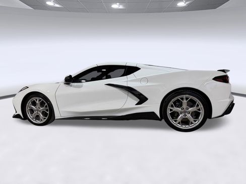 Used 2024 Chevrolet Corvette Stingray Premium Cpe w/ Stealth Interior Trim Package RWD image 2
