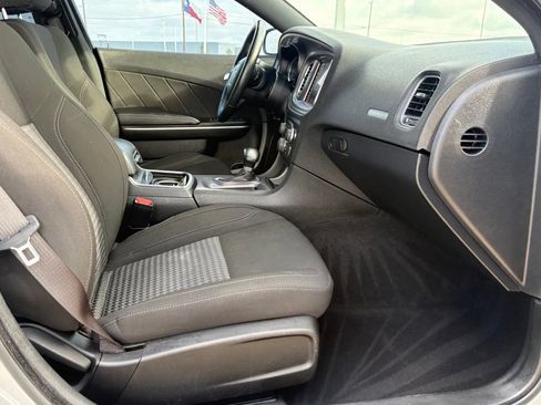 Used 2023 Dodge Charger SXT RWD image 36